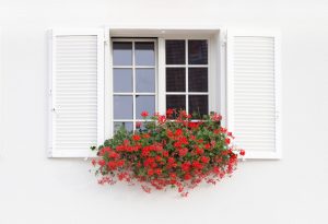 contraventana mallorquina madera